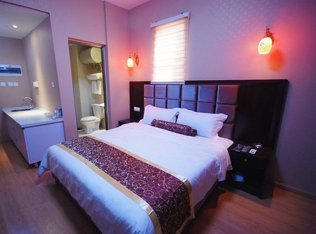Chengdu Binfen Hotel Extérieur photo